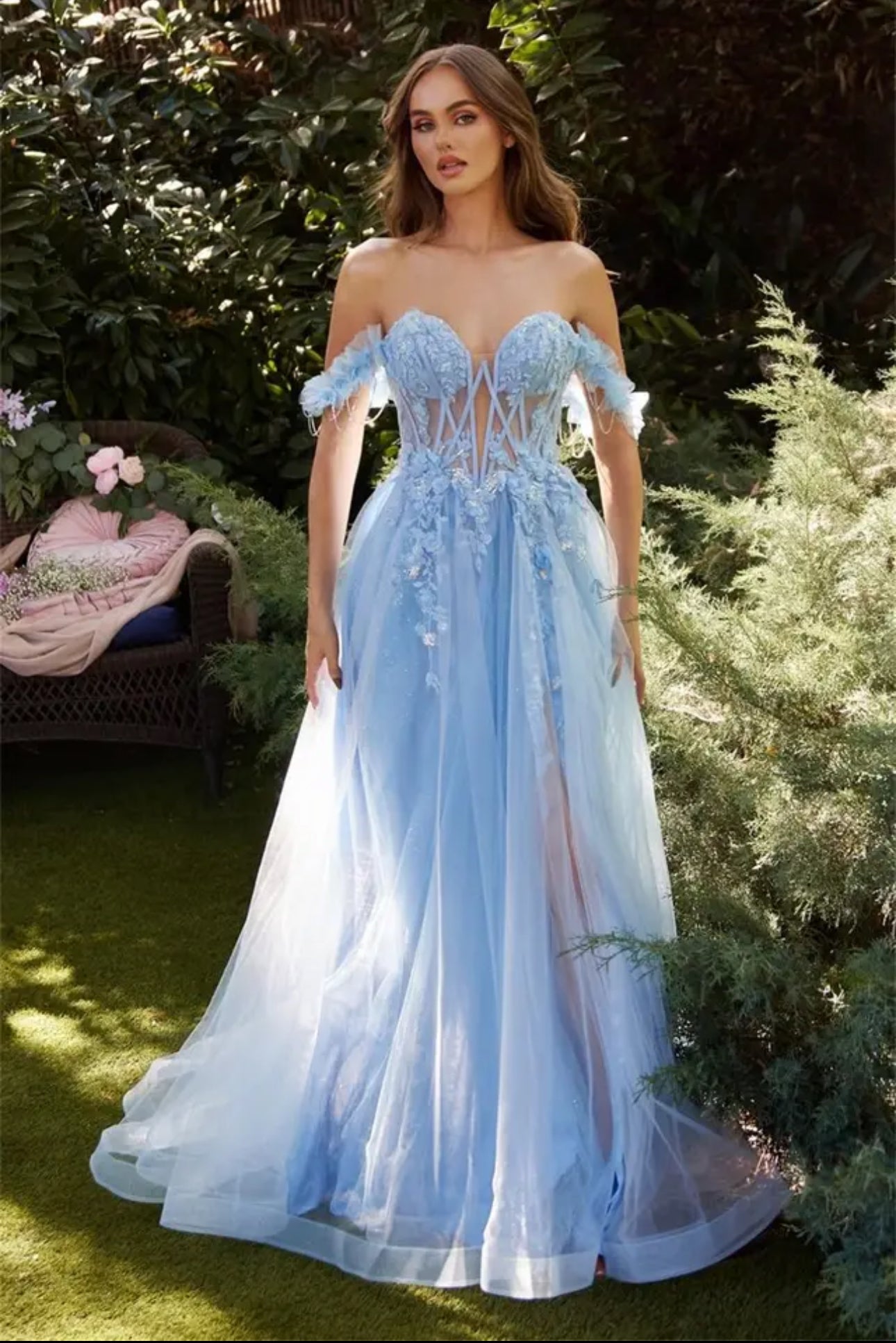 Gorgeous Off the Shoulder Glittered Tulle Corset Bodice Prom/Homecoming Gown